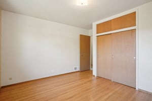 Lincoln Ave-2105-022.jpg