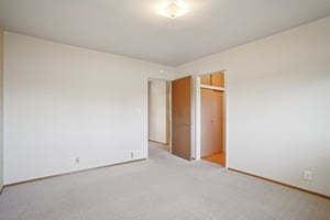 Lincoln Ave-2105-024.jpg