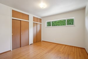 Lincoln Ave-2105-028.jpg
