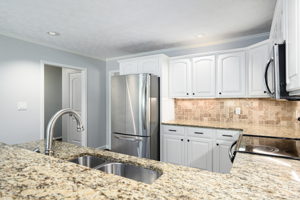 3570 W Hampton Dr, Marietta, GA 30064, USA Photo 19