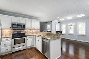 3570 W Hampton Dr, Marietta, GA 30064, USA Photo 17