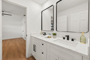 Guest Bathroom 2 - 1 of 2