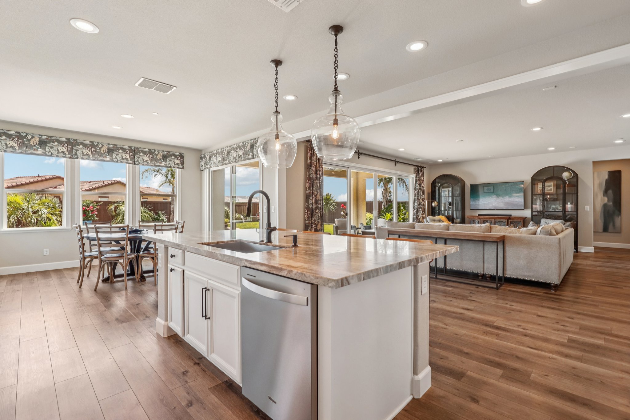 Terra Alta Dr-L0307-017.jpg