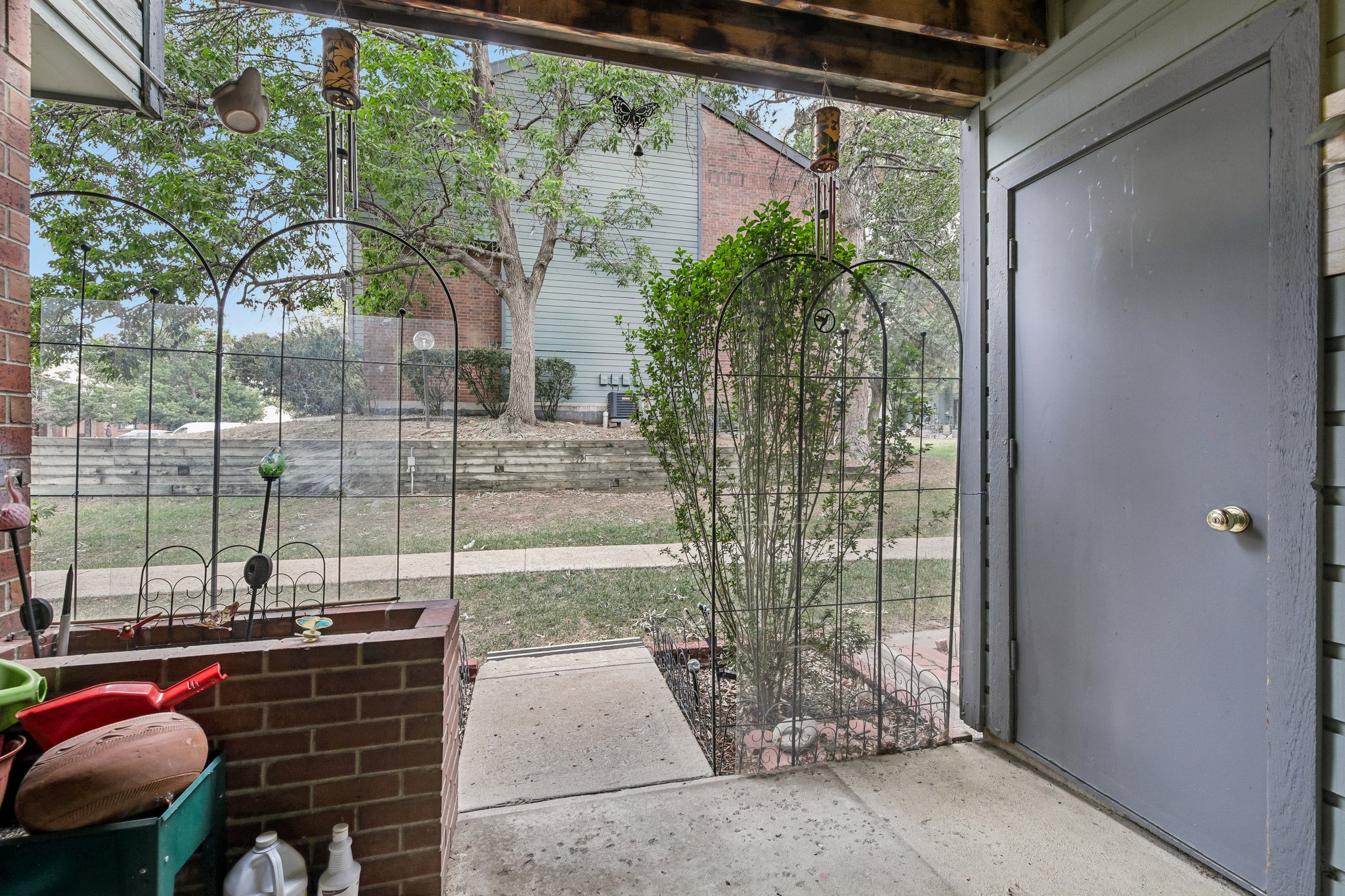 S Depew St 101-S2407-007.jpg