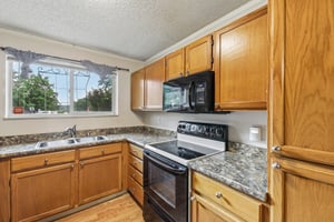 S Depew St 101-S2407-014.jpg