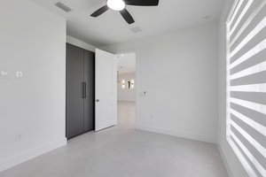  Photo 34