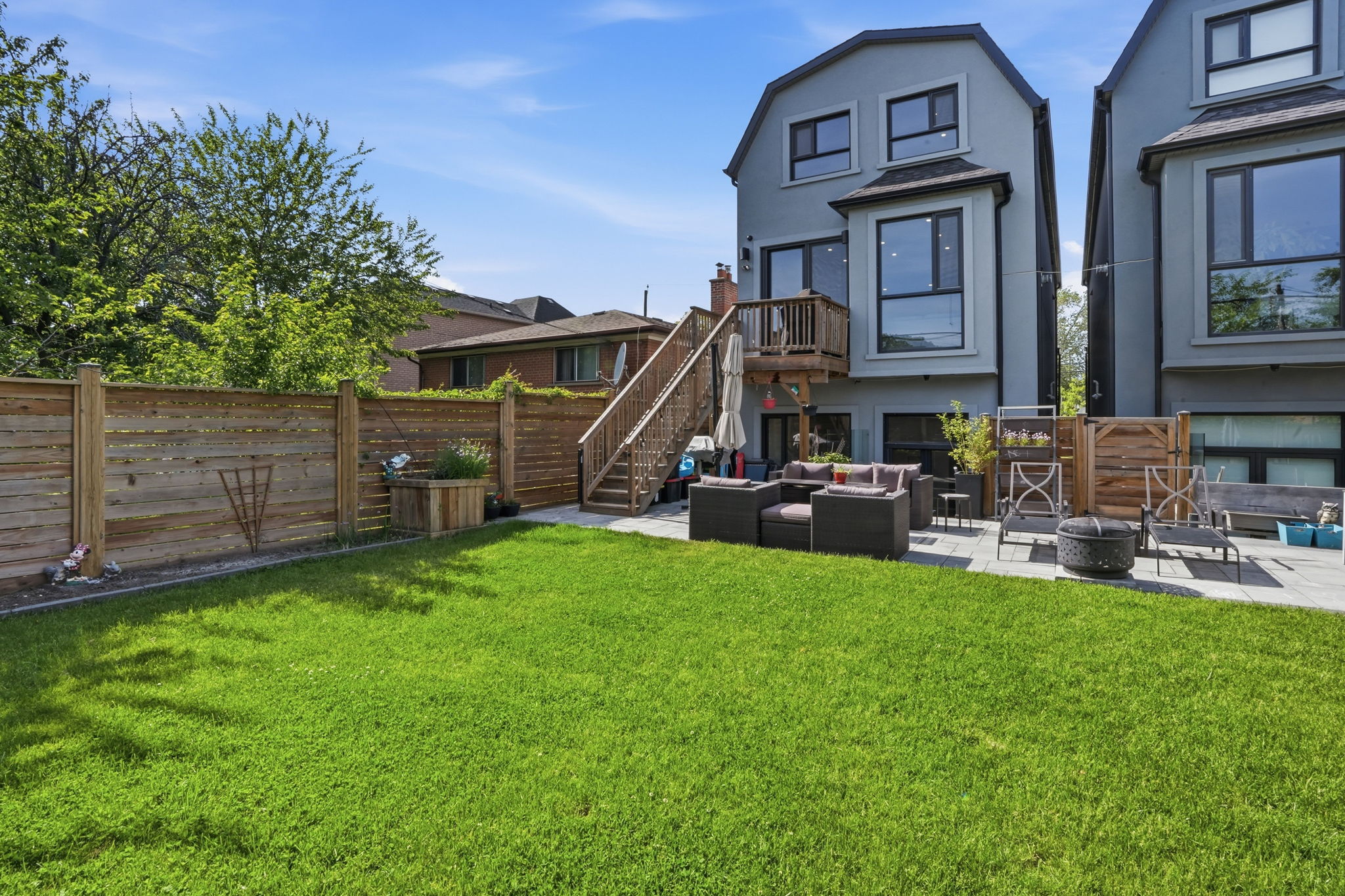  Photo 72