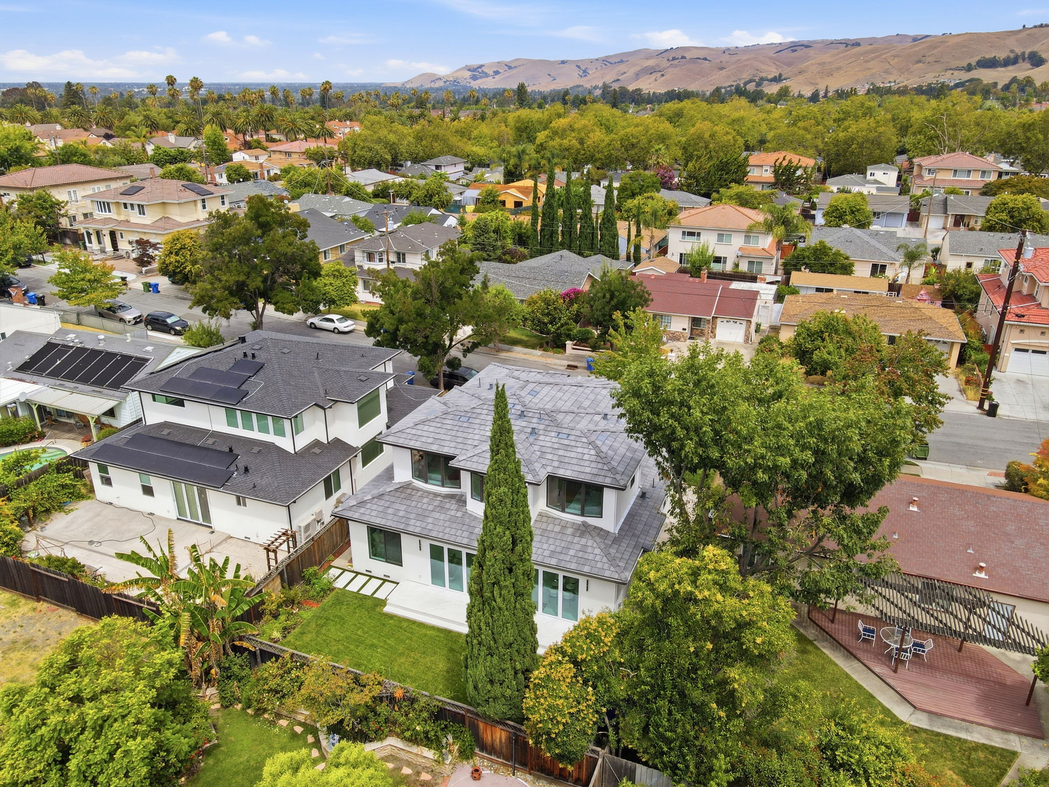 014_F8_AERIAL_358 Anza St