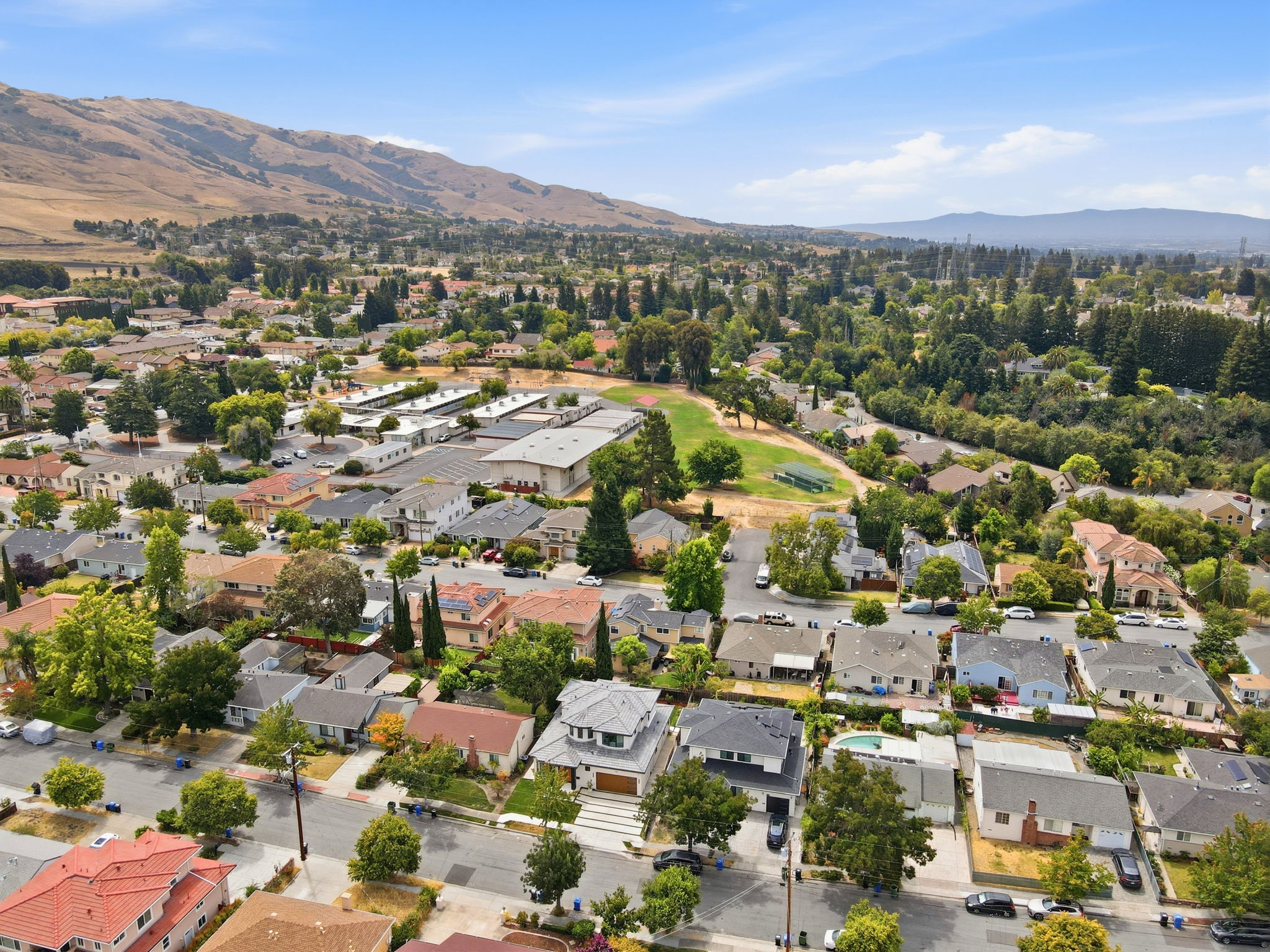 019_F8_AERIAL_358 Anza St