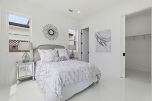 024_F8_358 Anza St