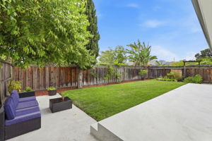 043_F8_358 Anza St