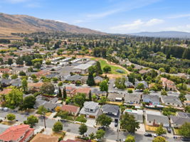 019_F8_AERIAL_358 Anza St