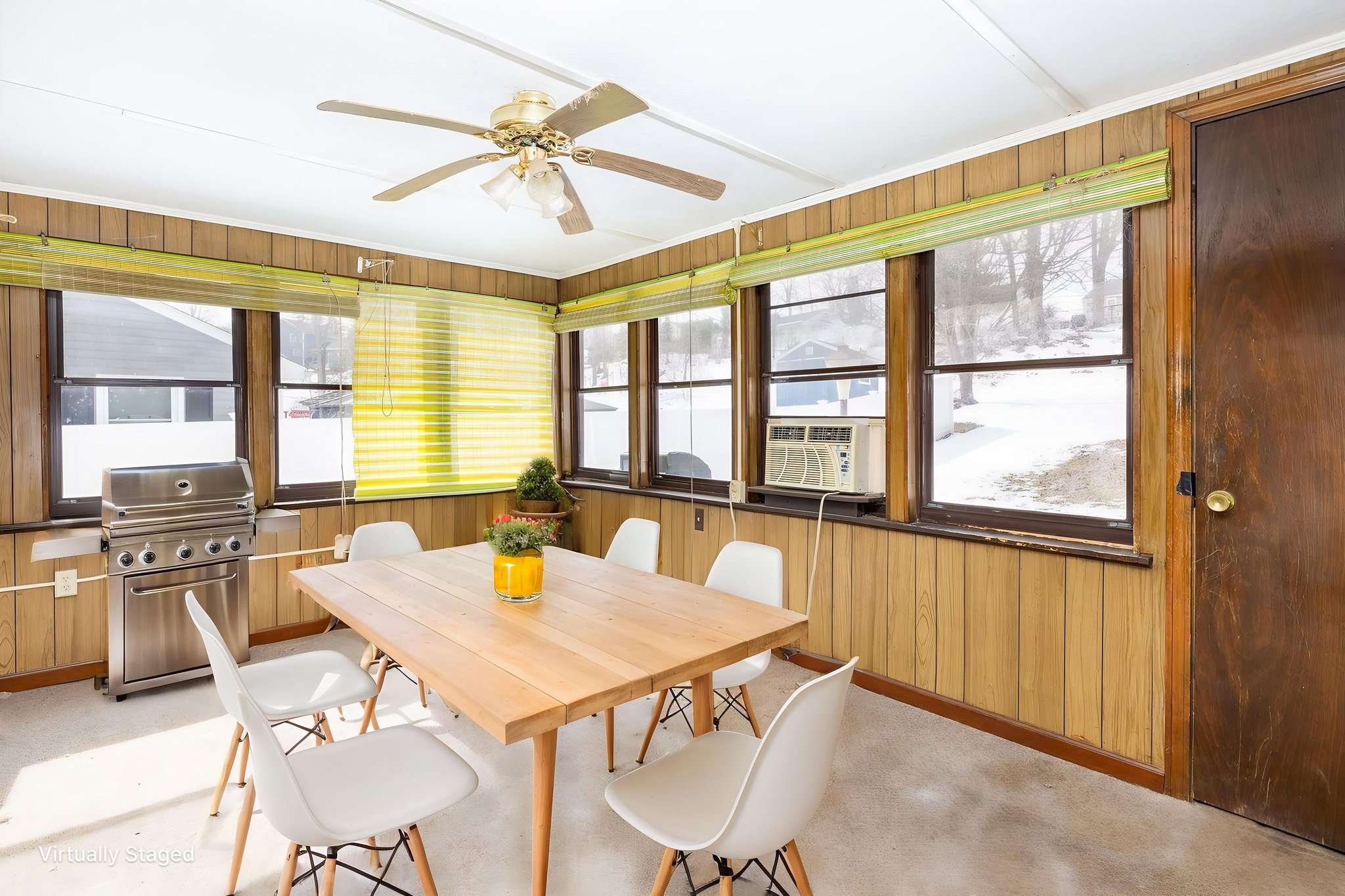 1T5A0994-Edit virtually staged.jpeg