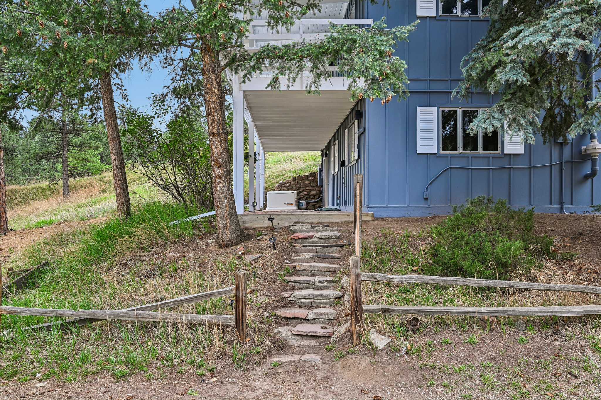 Kelly Rd-S1705-001.jpg