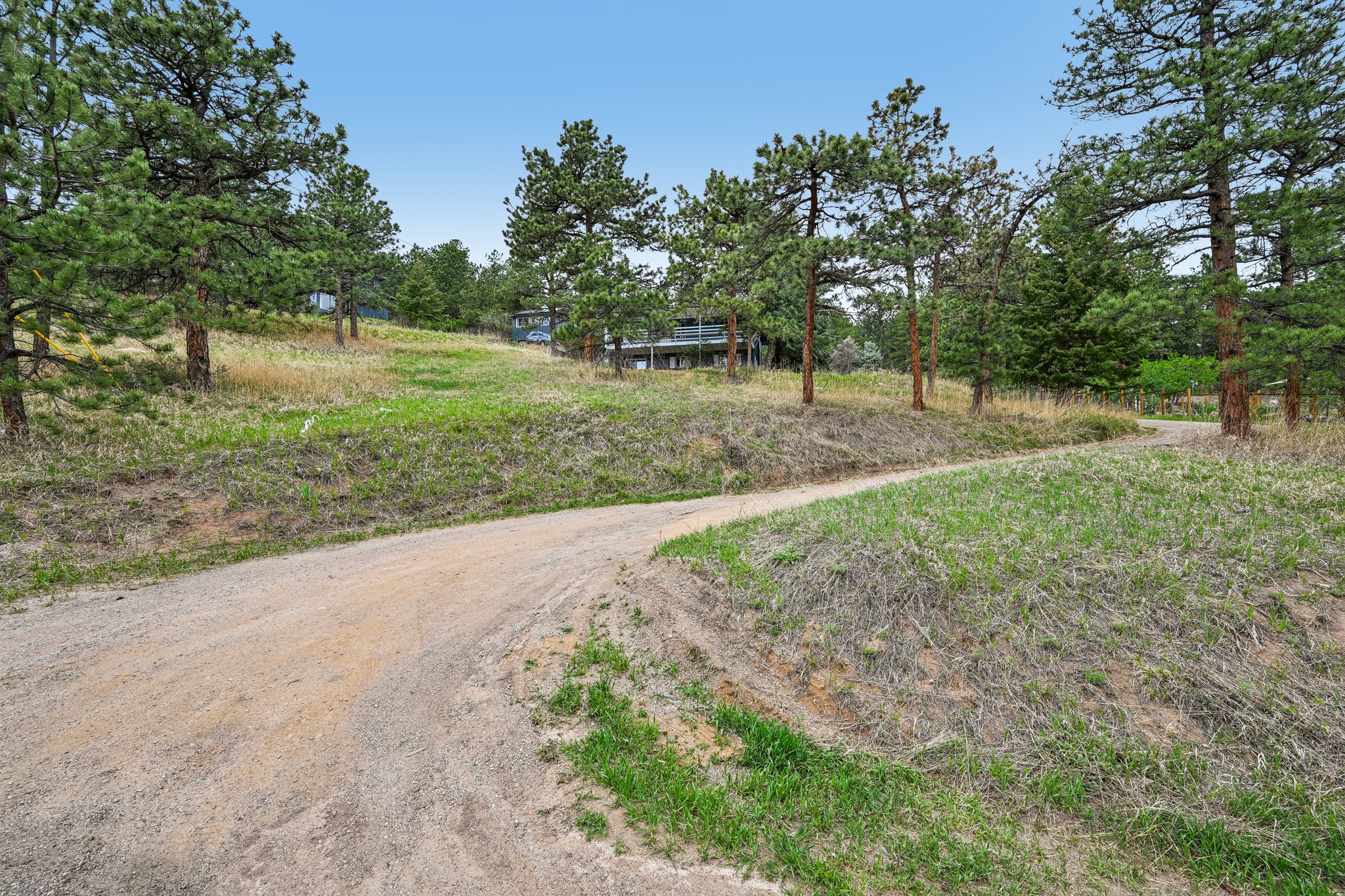 Kelly Rd-S1705-005.jpg