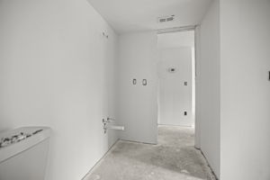 Bathroom 1 - 495A0098