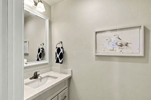  Photo 34