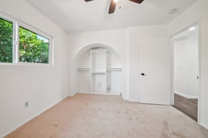 Dixie Ln-S1809-027.jpg