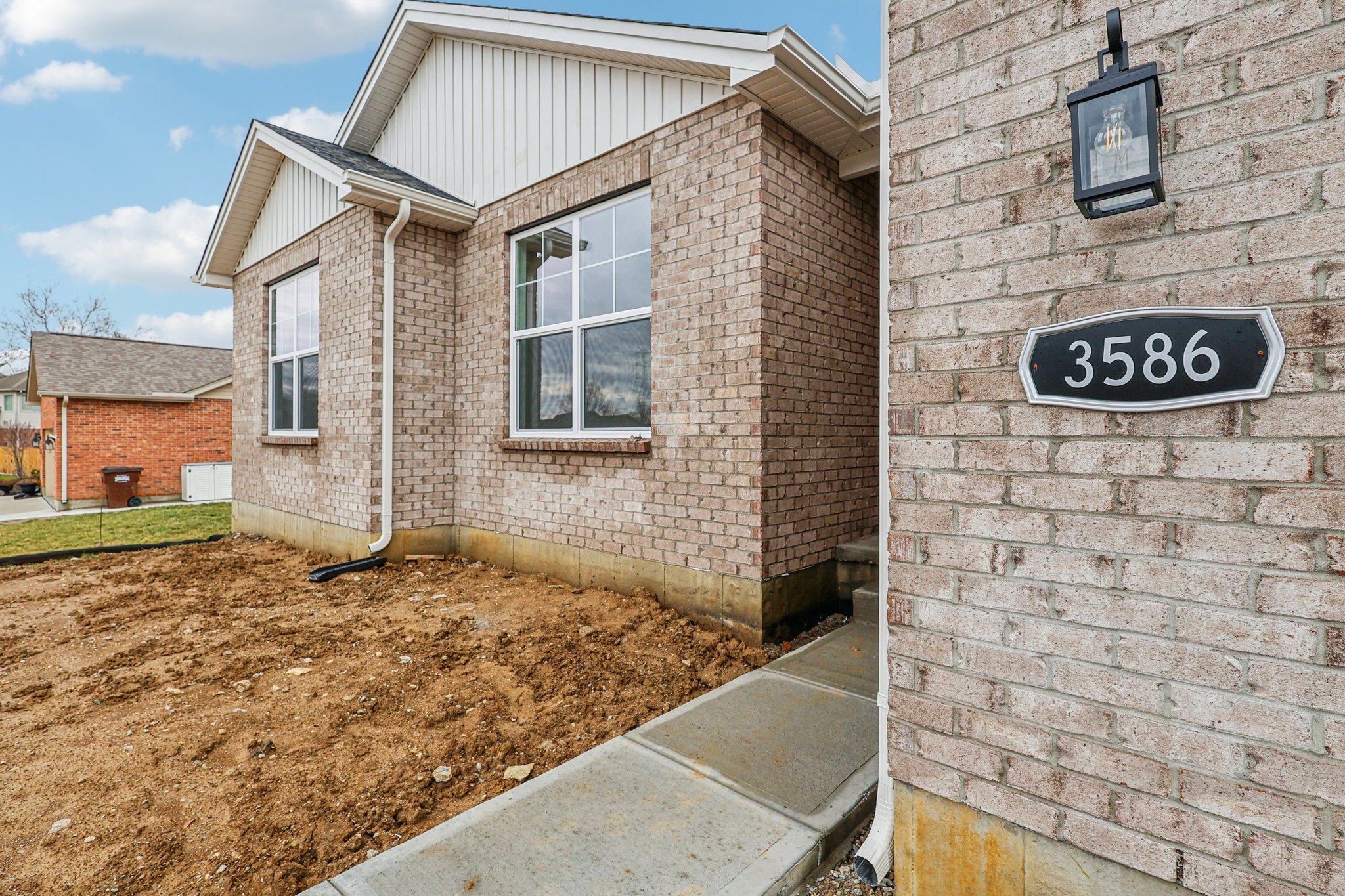 Longhorn Dr-S0603-005.jpg