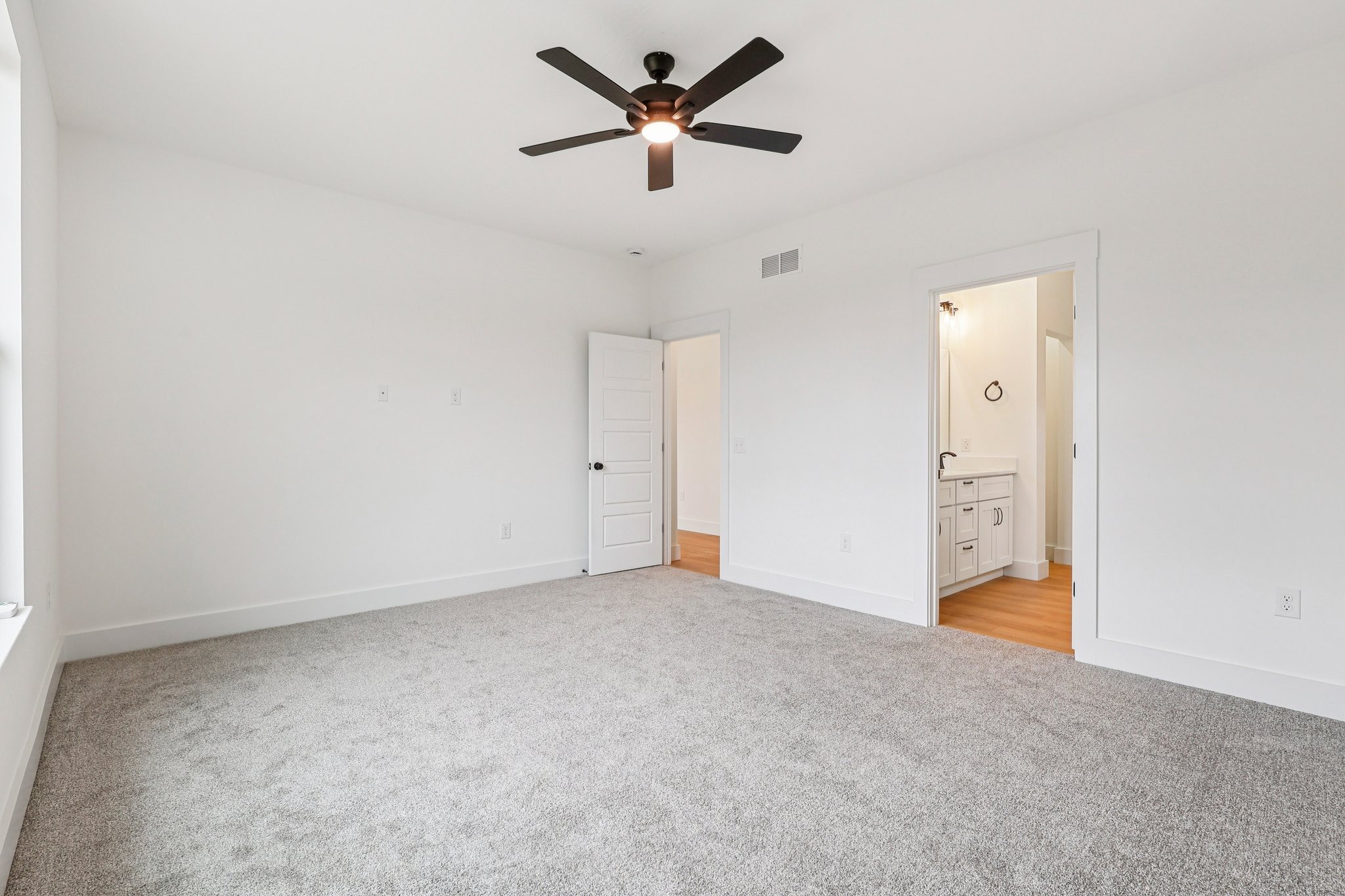 Longhorn Dr-S0603-031.jpg