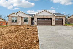 Longhorn Dr-S0603-001.jpg