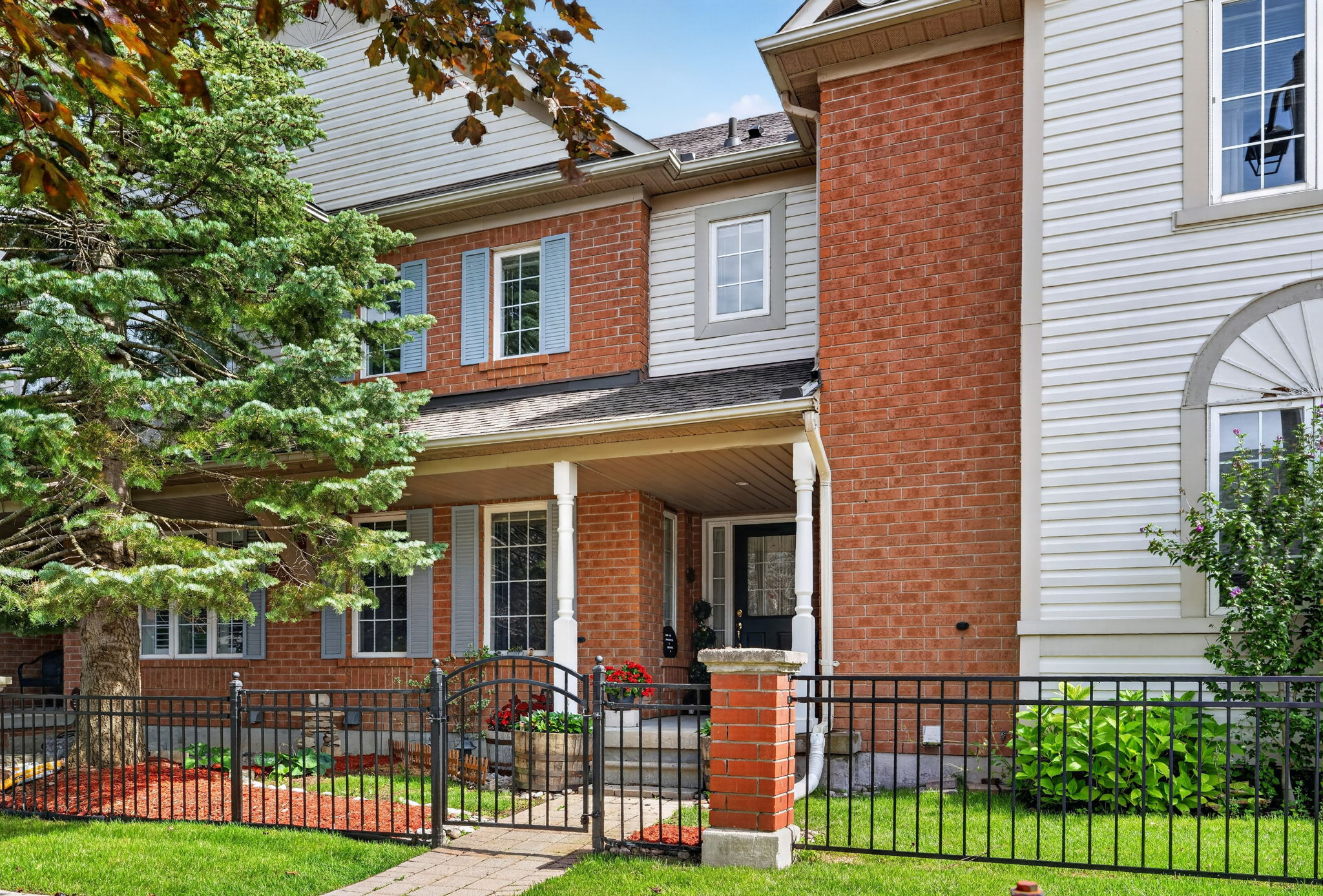 359 John West Way Aurora, ON L4G 7J4