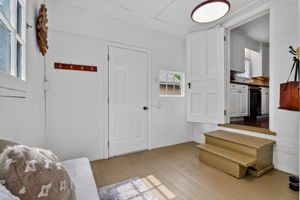  Photo 28
