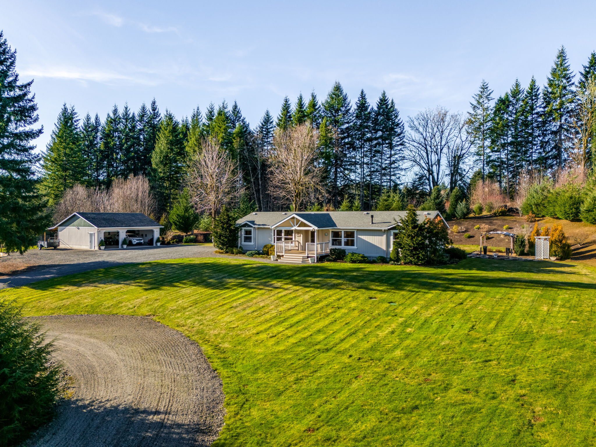 Country Living at it's Finest!