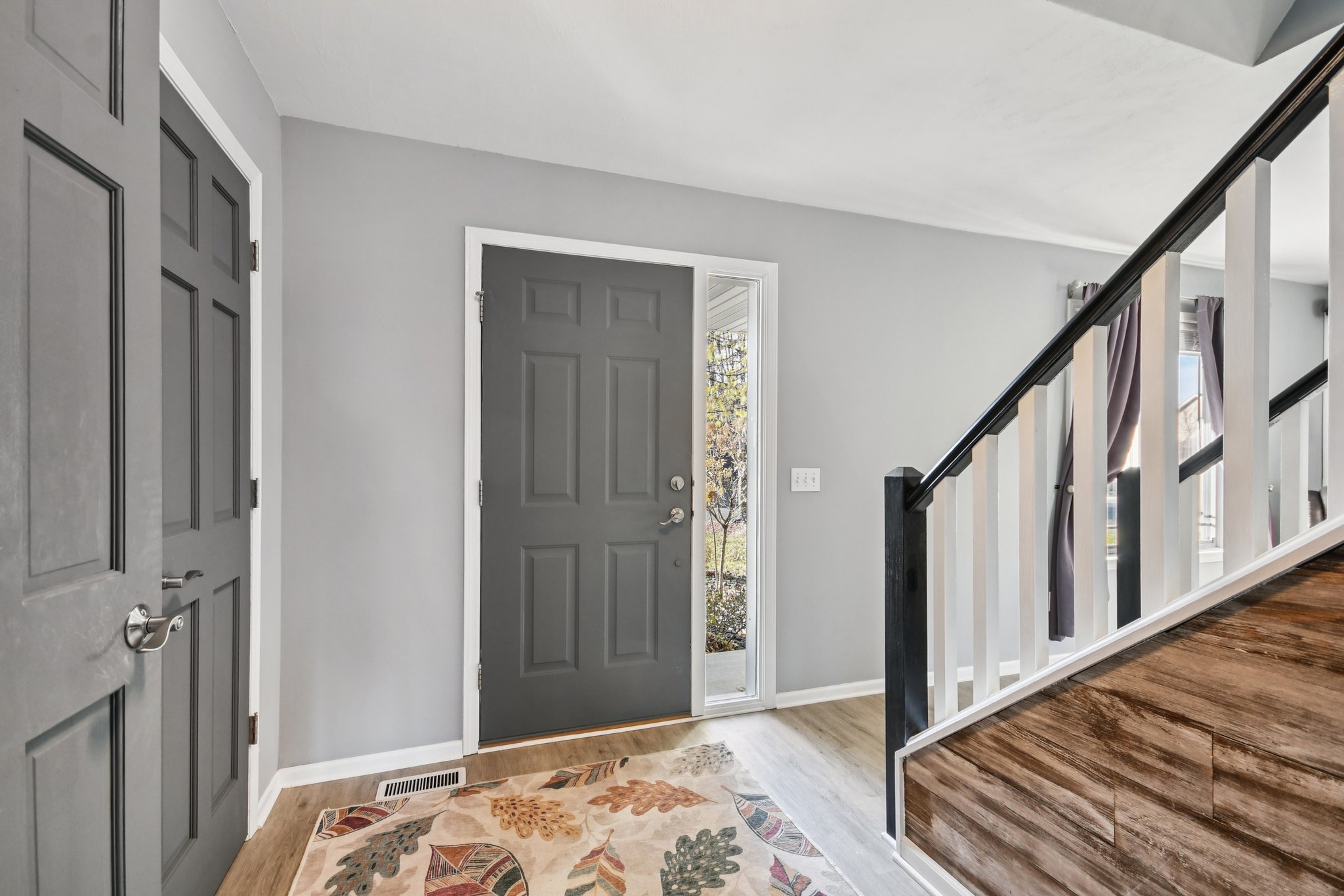 Village Way-S0511-007.jpg