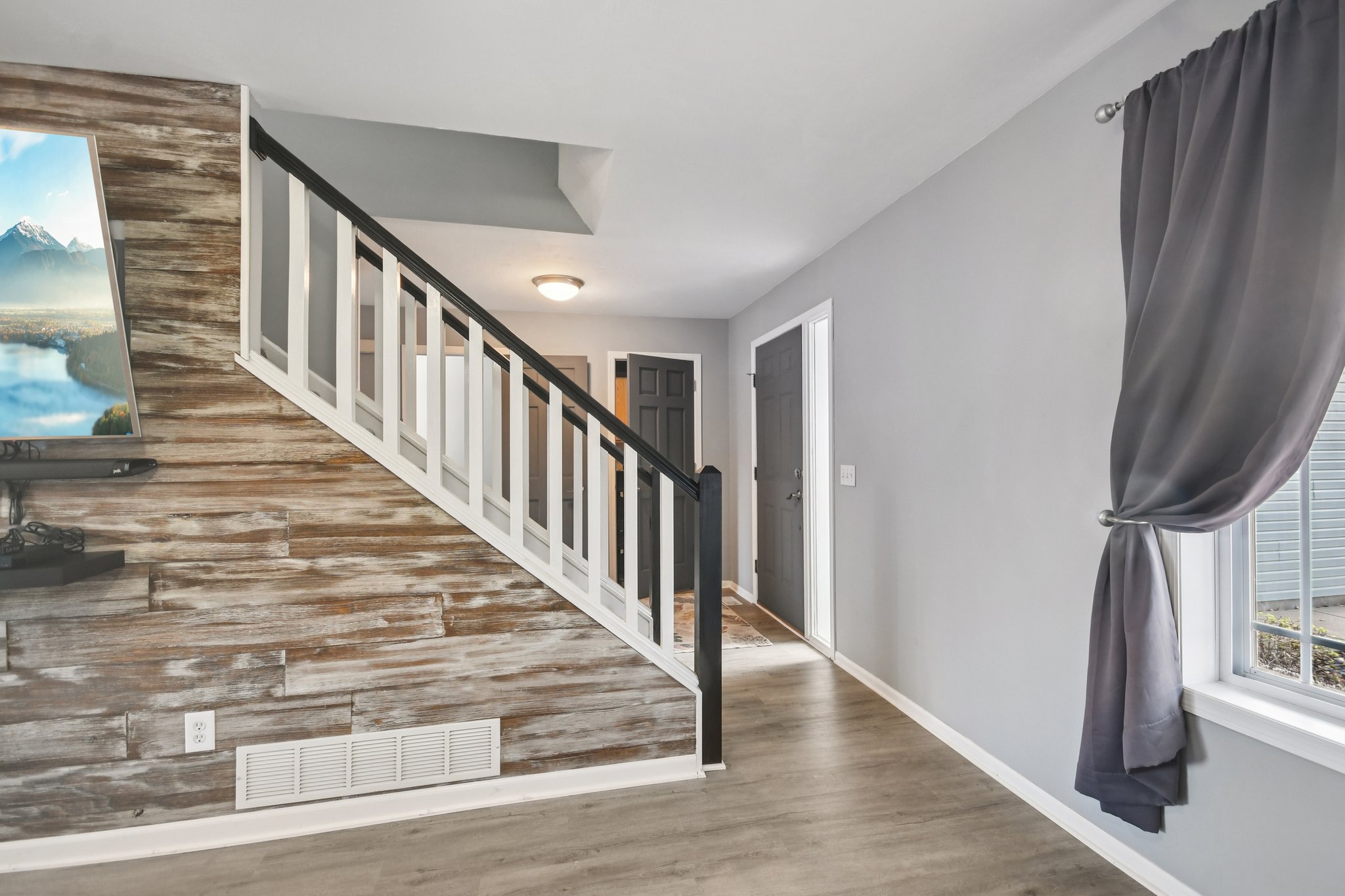 Village Way-S0511-011.jpg