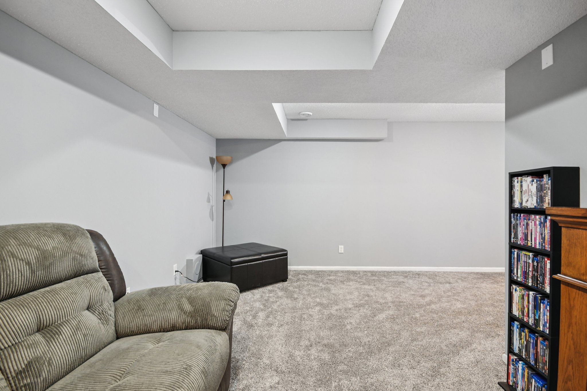 Village Way-S0511-051.jpg