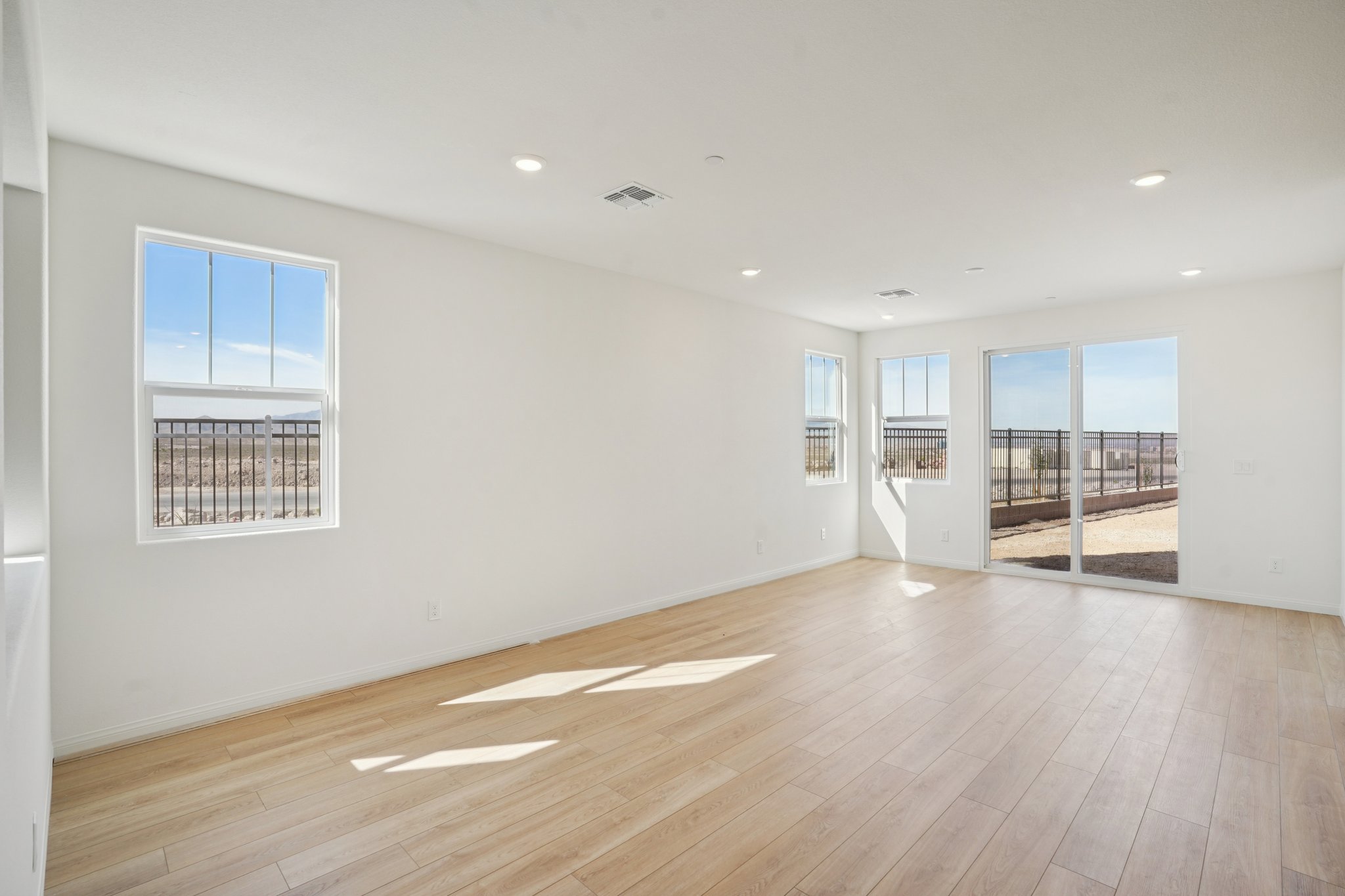 3592 Mascali Ave-S1502-007.jpg