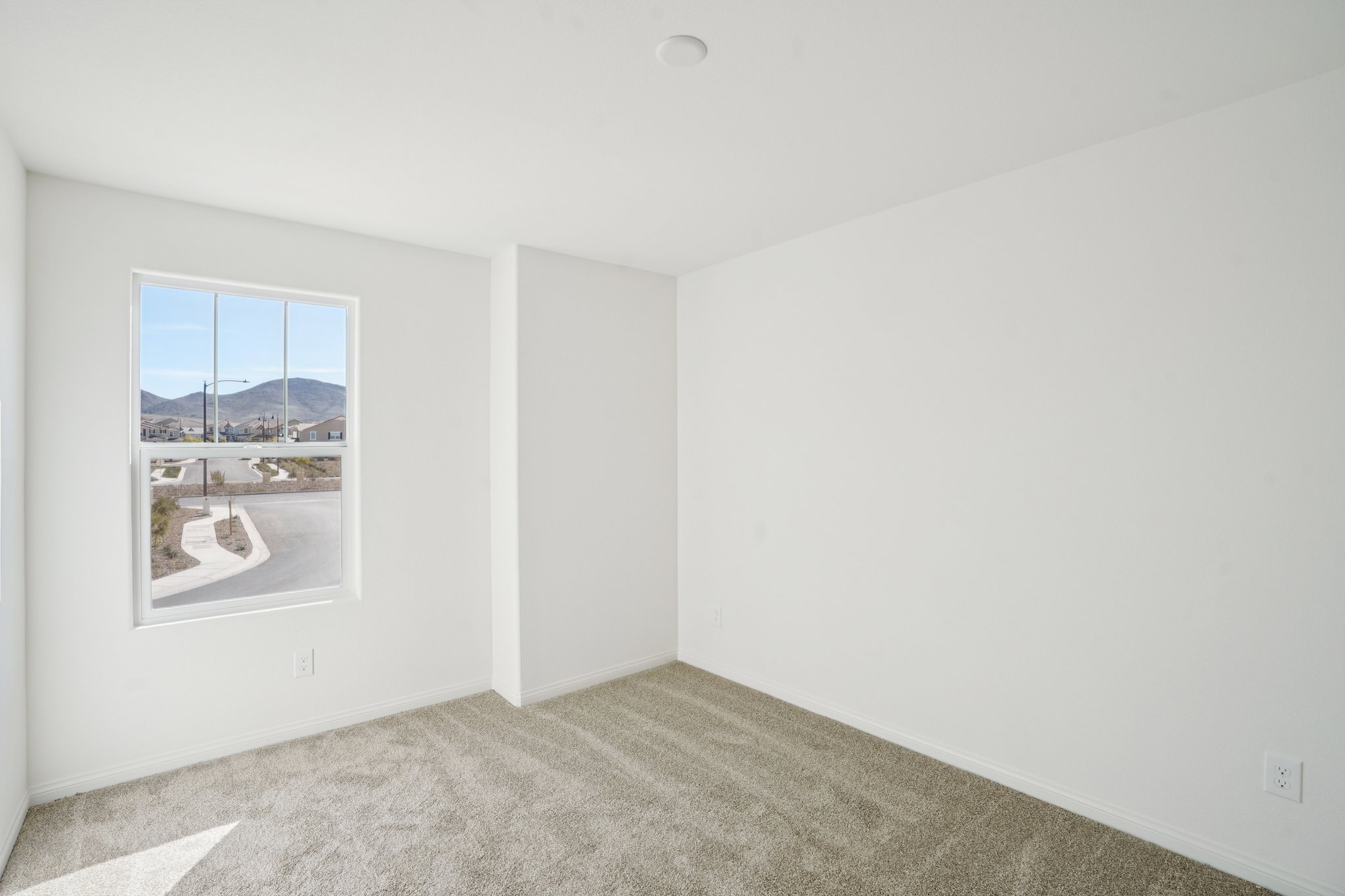 3592 Mascali Ave-S1502-015.jpg