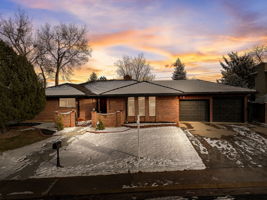 S Poplar St - VT-001