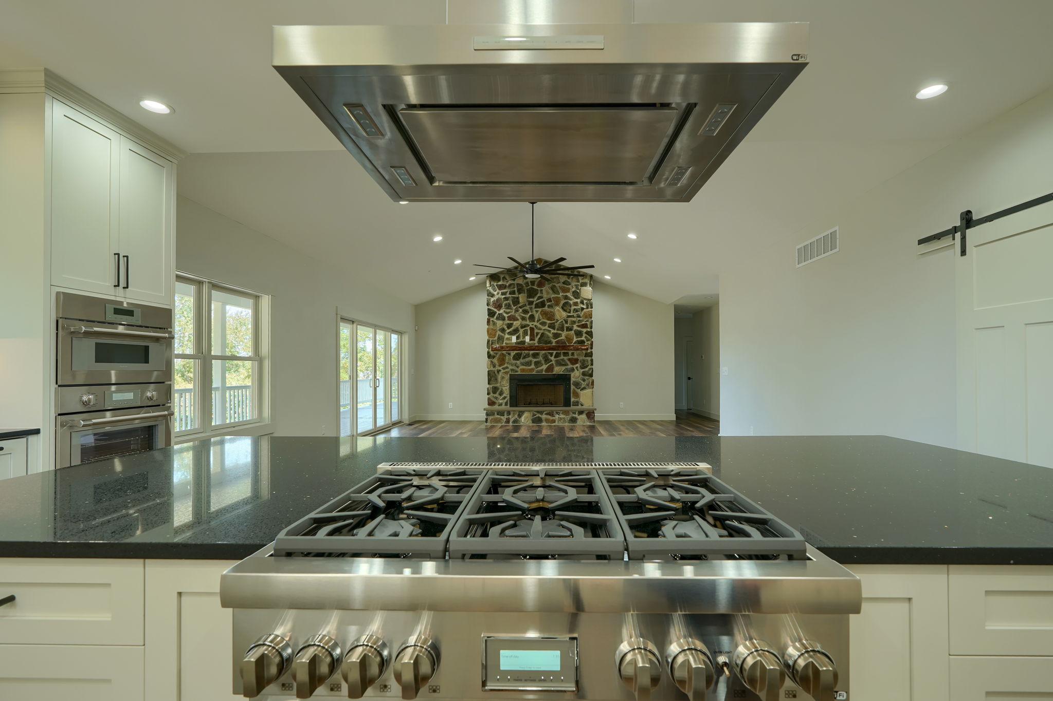 3597 Country Club Rd SW (23)