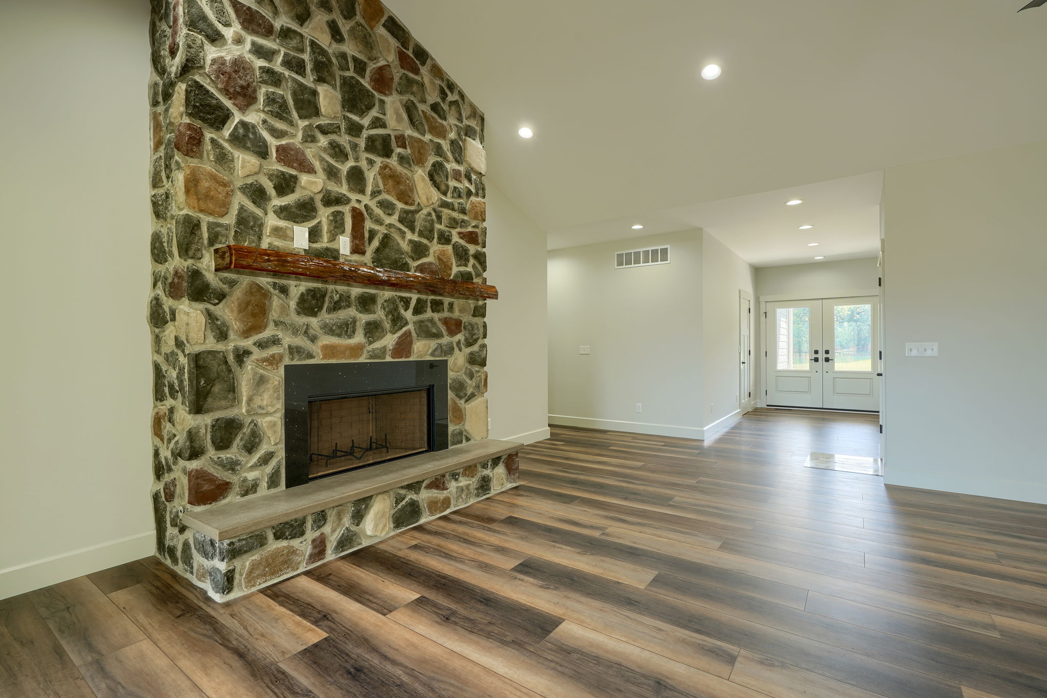 3597 Country Club Rd SW (36)