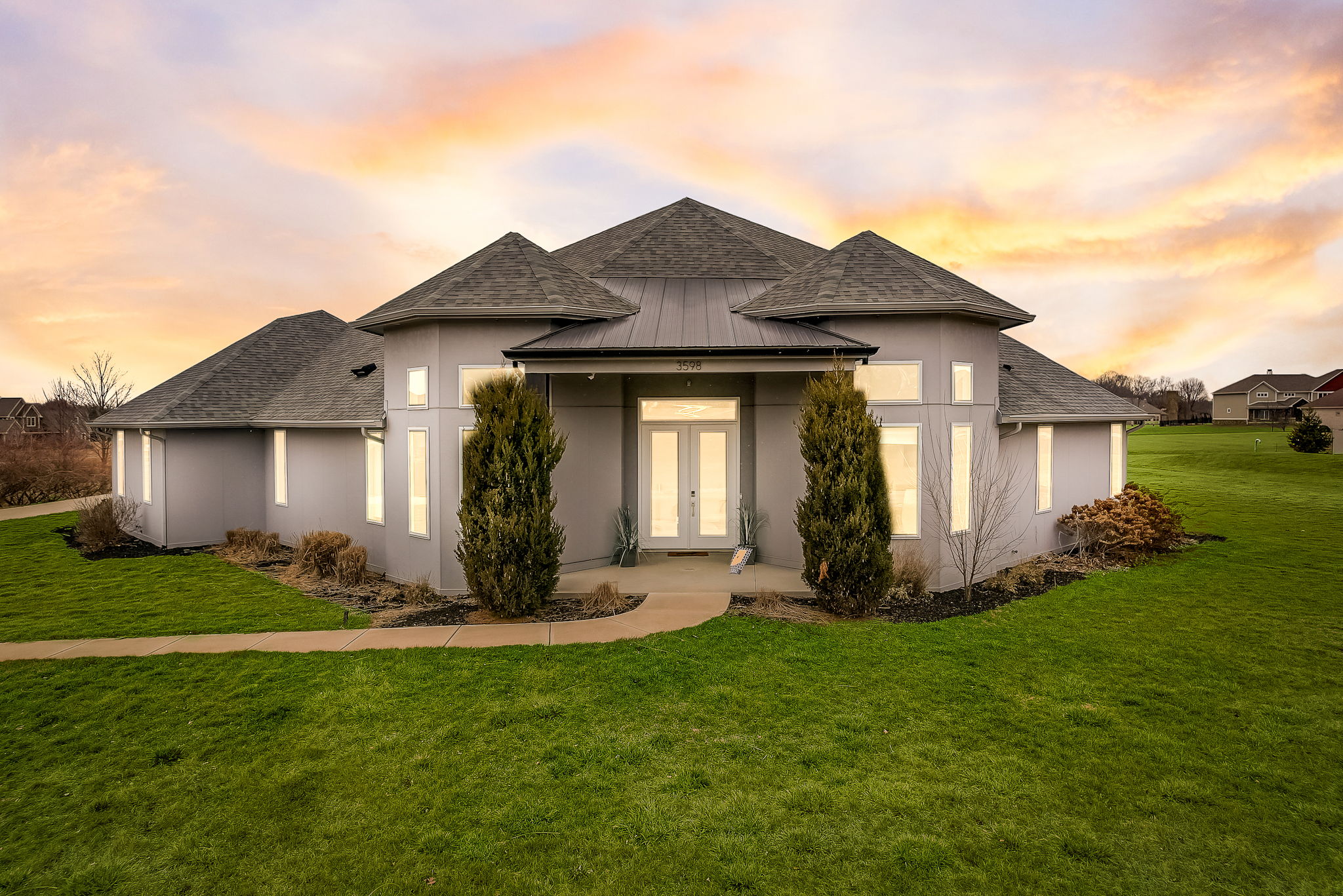 S County Road 475 E - VT-001