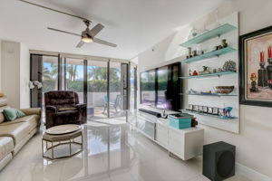 Yacht Club Dr Apt 304-002