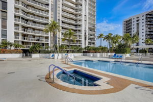 Yacht Club Dr Apt 304-032