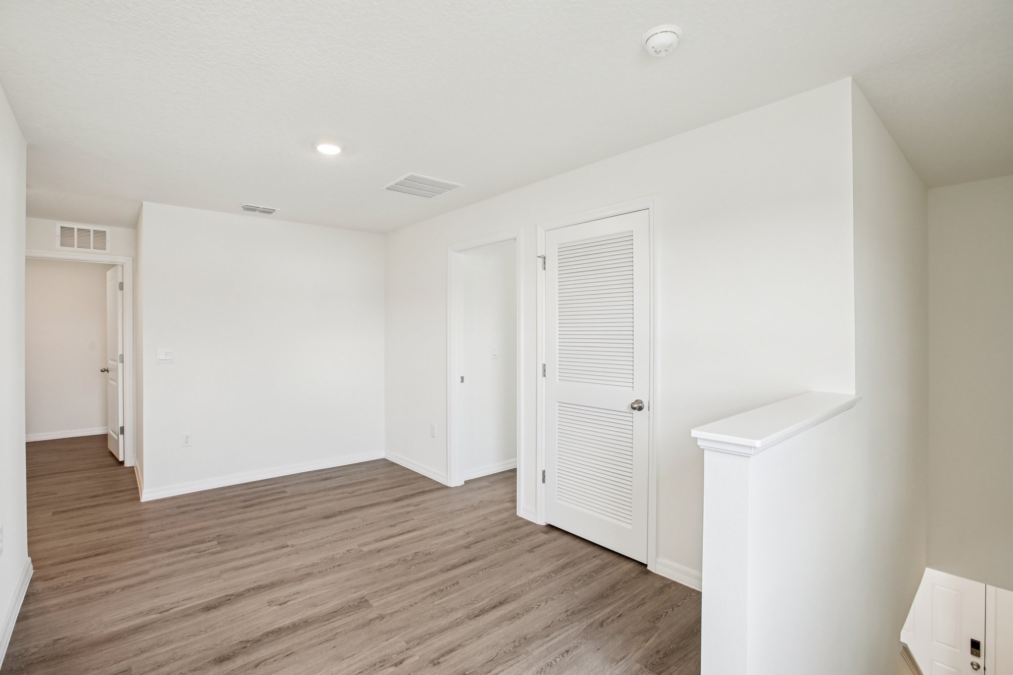 Sunflower Hill Dr-S2711-021.jpg