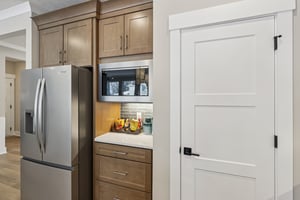 186439 - 35998 Baldauf Crossing-S0602-030.jpg
