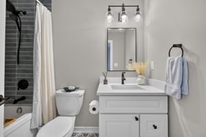  Photo 40