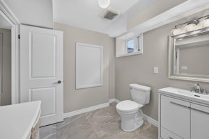 Photo 48