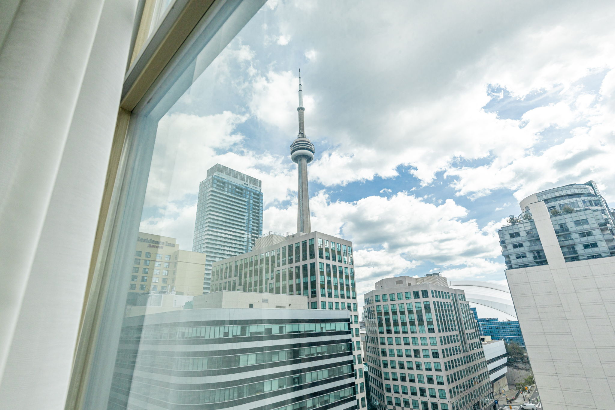 Toronto property showcase — delivered property photograph 27