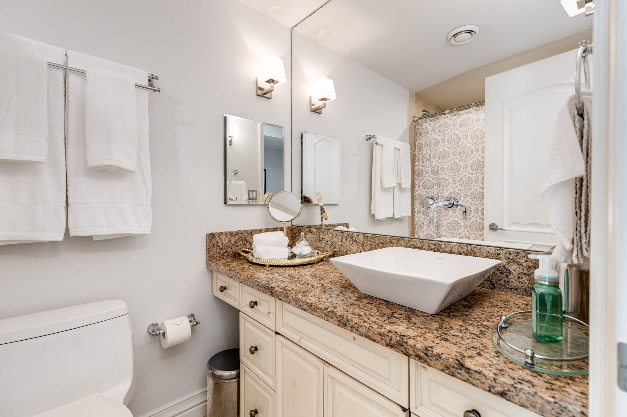 Toronto property showcase — delivered property photograph 20