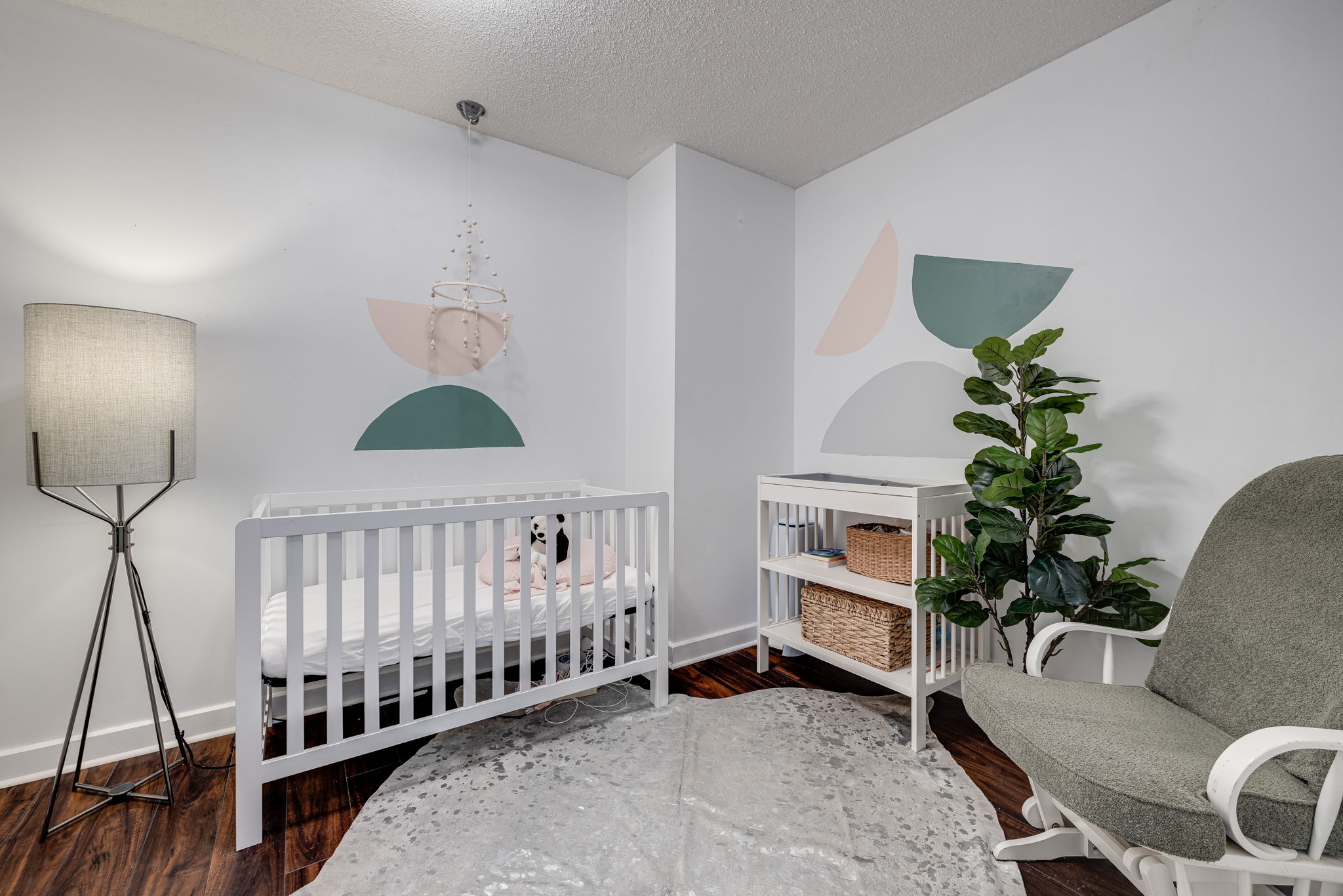 Toronto property showcase — delivered property photograph 28