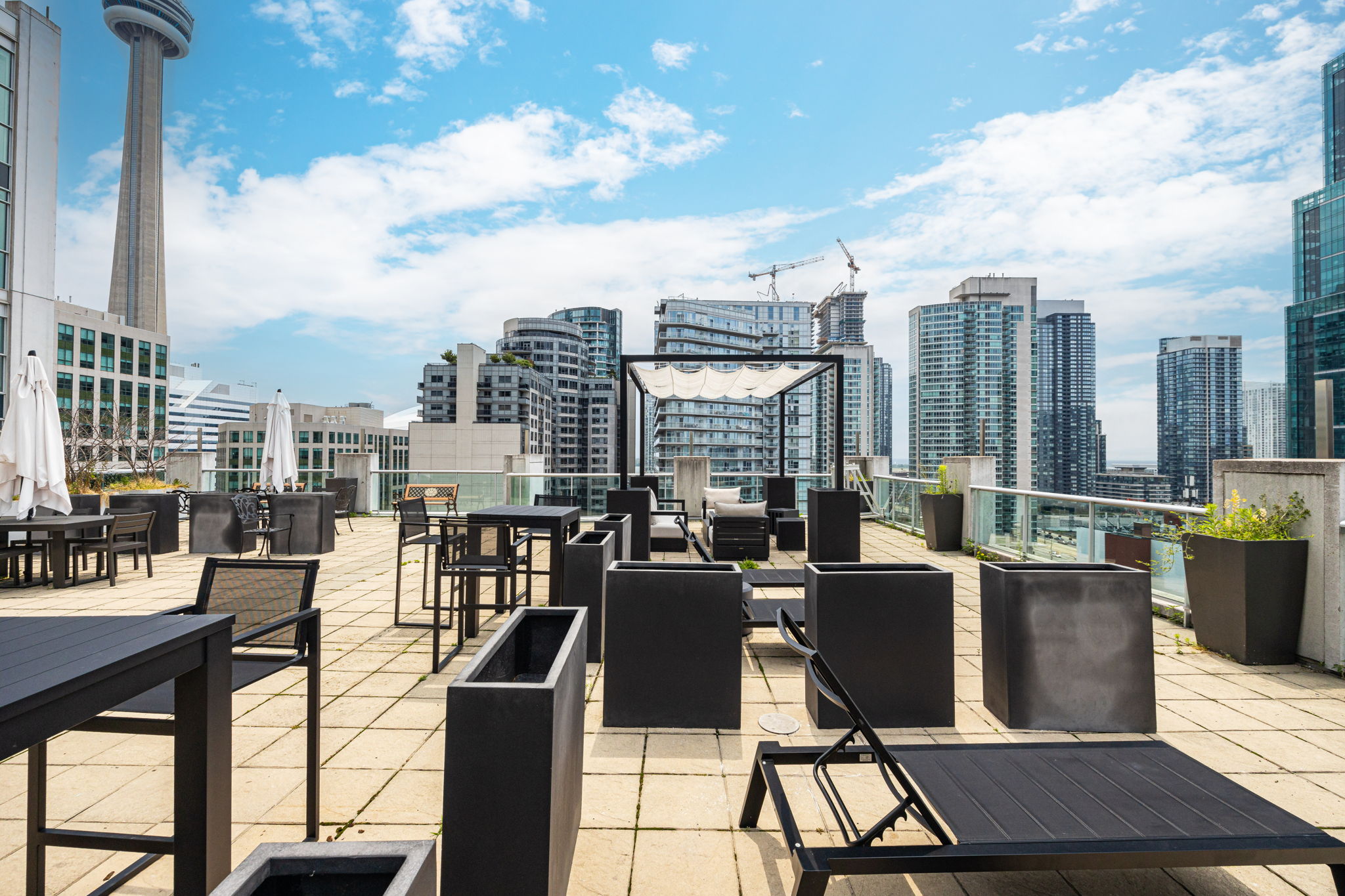 Toronto property showcase — delivered property photograph 35