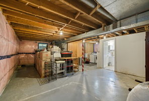  Photo 49