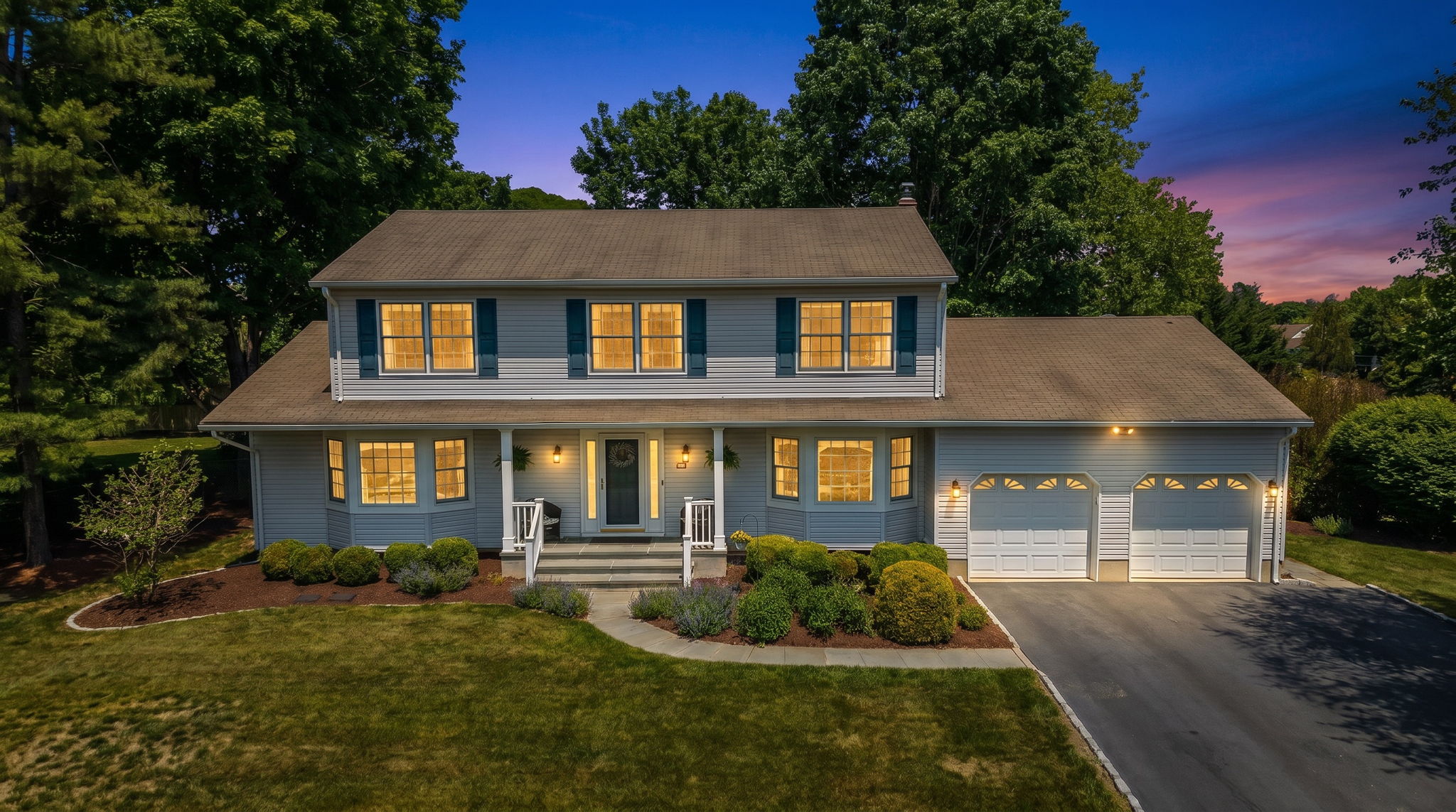 Located in the desirable Country Woods community, this home offers 2759 Sq Ft of living space and a peaceful setting with convenient access to schools, parks, shopping, and vibrant downtown Somerville.
