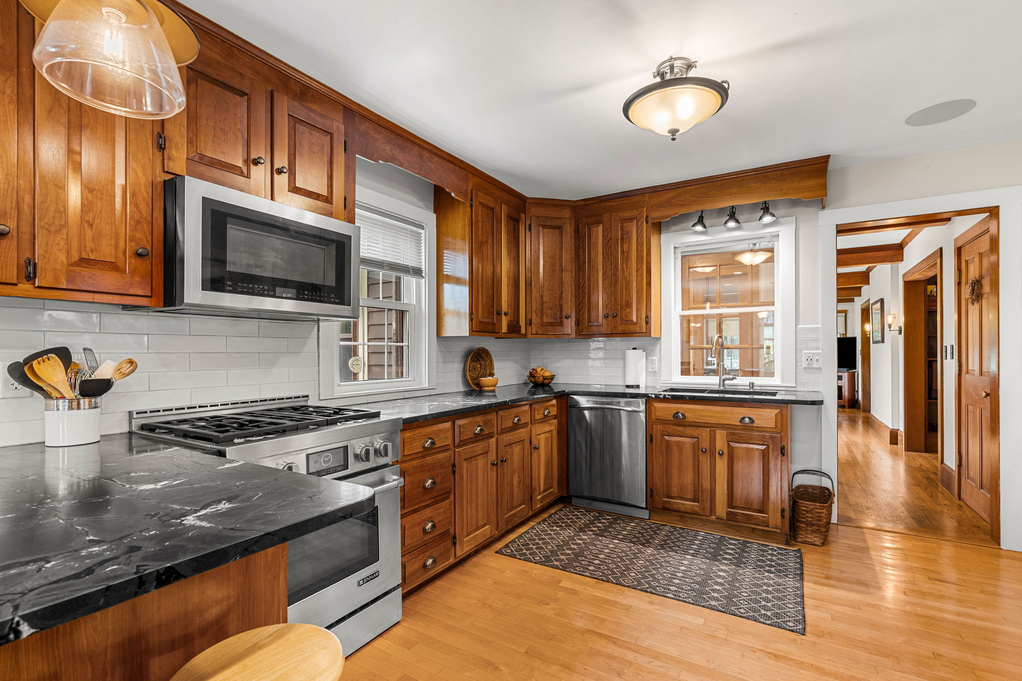 36 Cross St, Topsfield, MA 01983, USA Photo 57